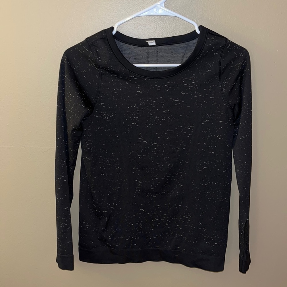 Lululemon athletic top